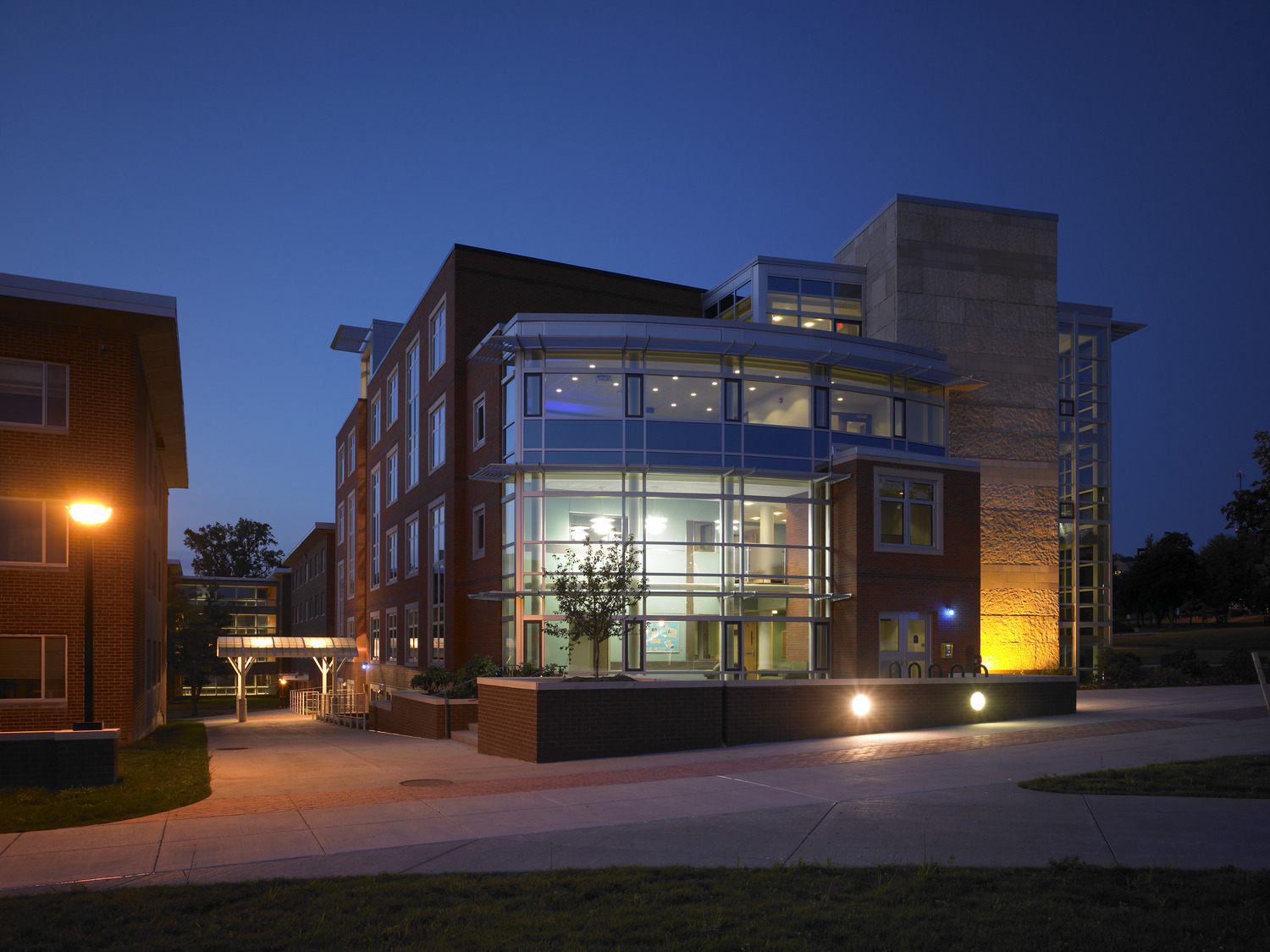 SUNY Geneseo Seneca Hall