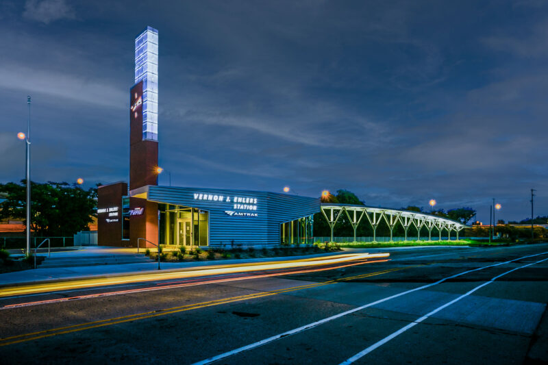 Grand Rapids Amtrak station exterior