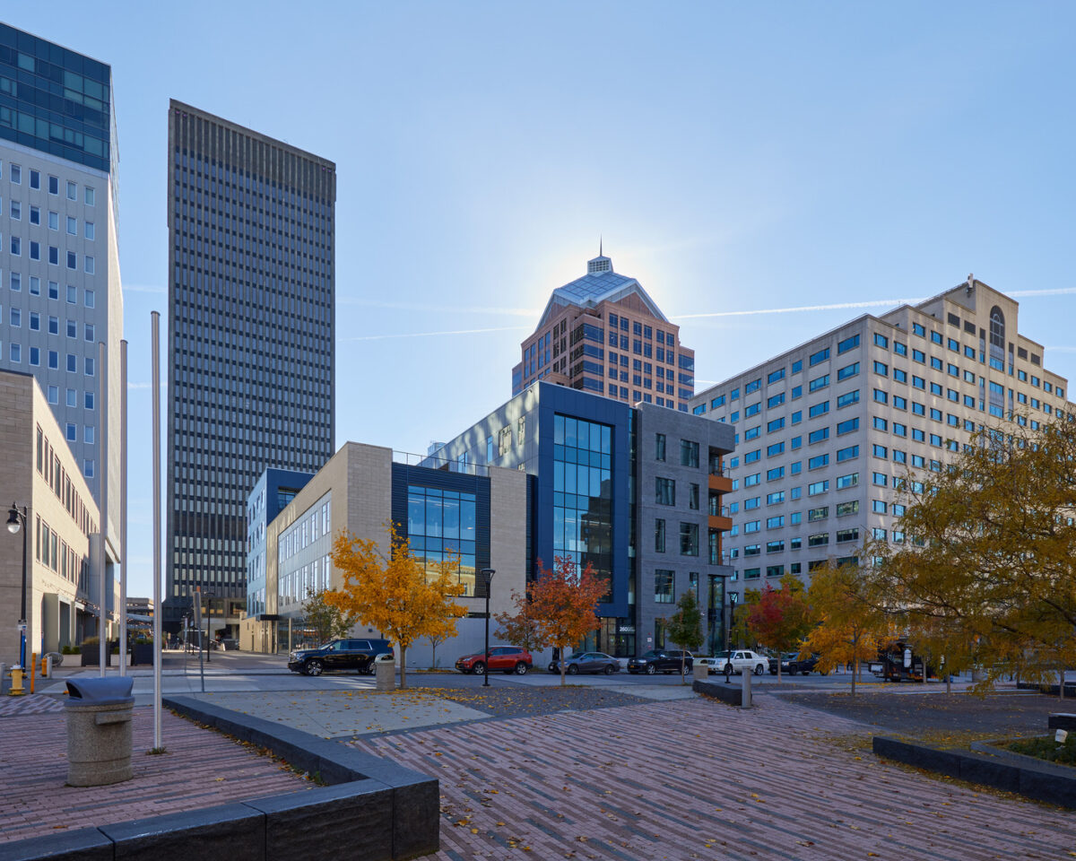 260 East Broad Street Offices and Apartments