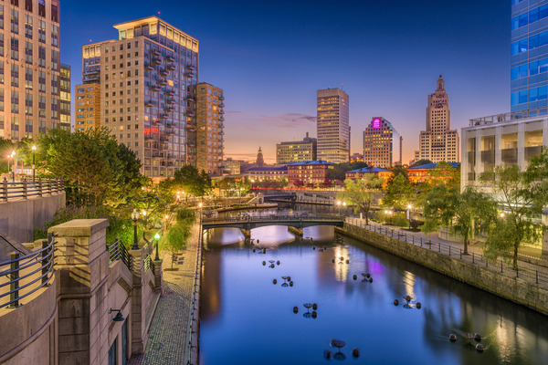 Providence, Rhode Island, USA park and skyline.