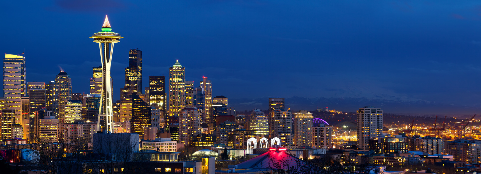Seattle skyline panorama with Space Needle Tower at dusk, WA, USA