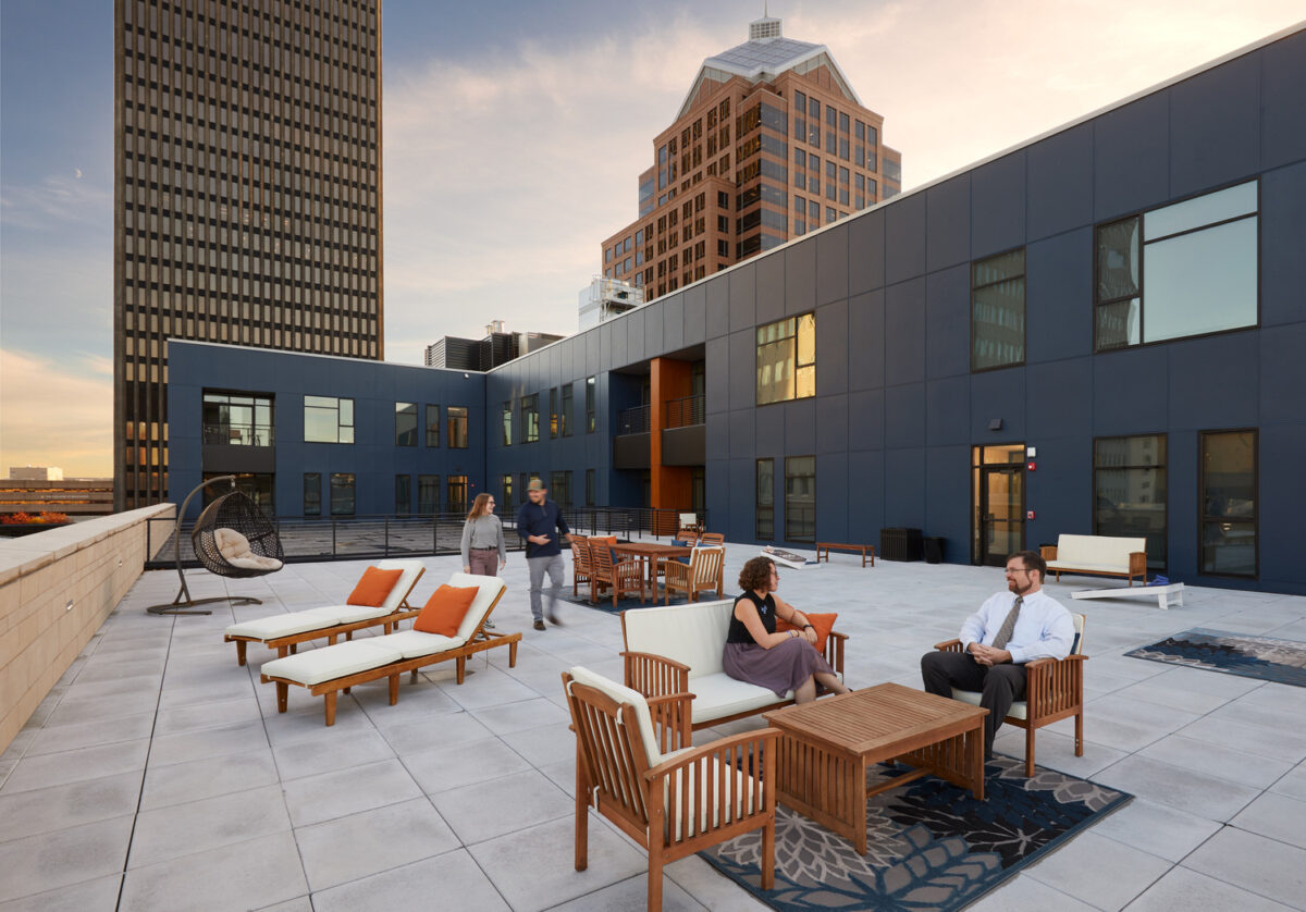 260 East Broad Street Offices and Apartments